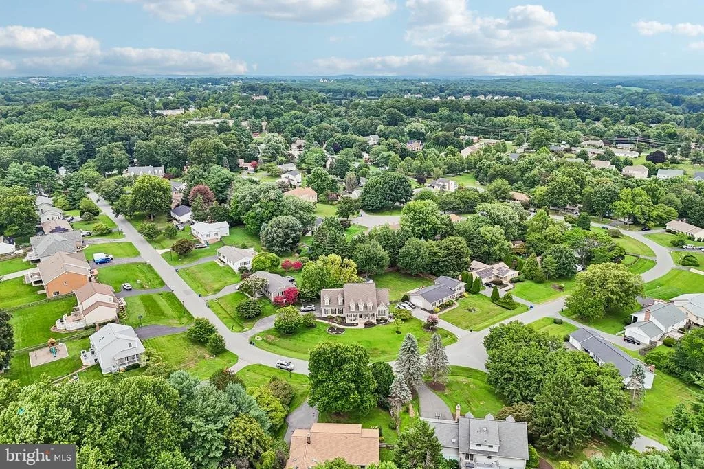Photo of 24833 SHOWBARN CIRCLE