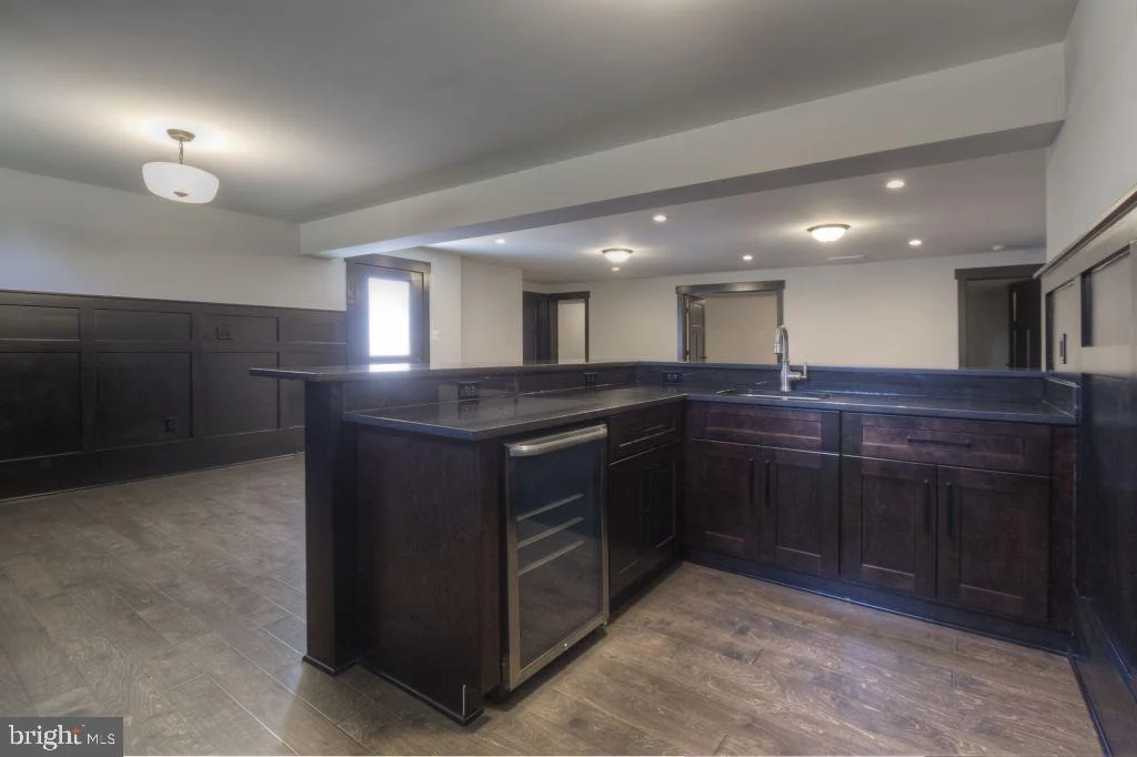 Photo of 480 LEELAND ROAD