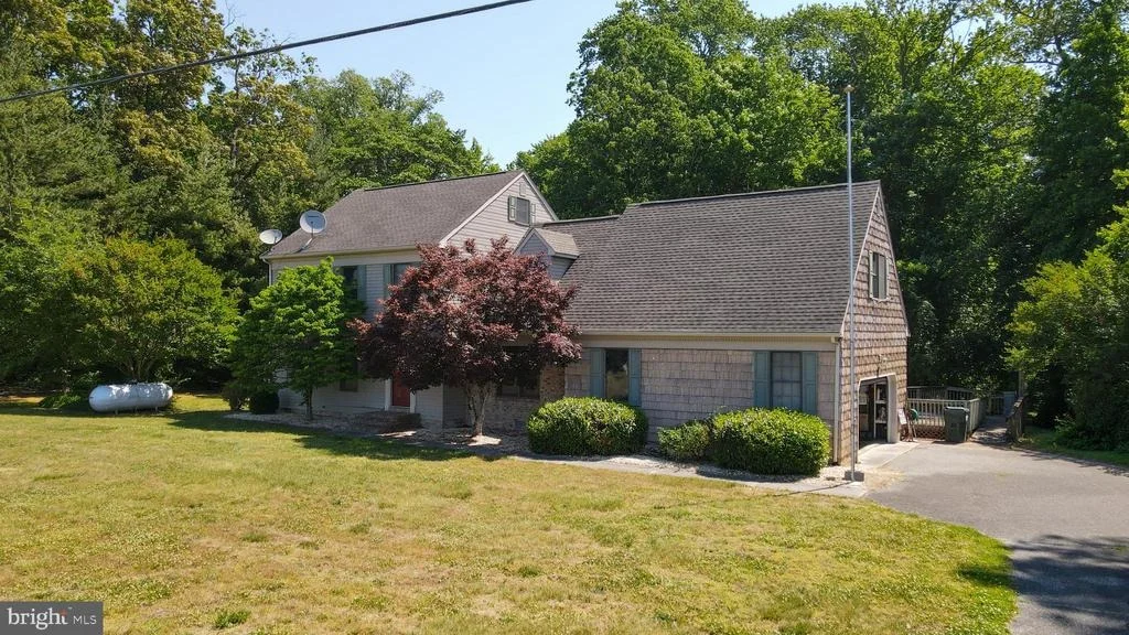 Photo of 28011 LINE ROAD