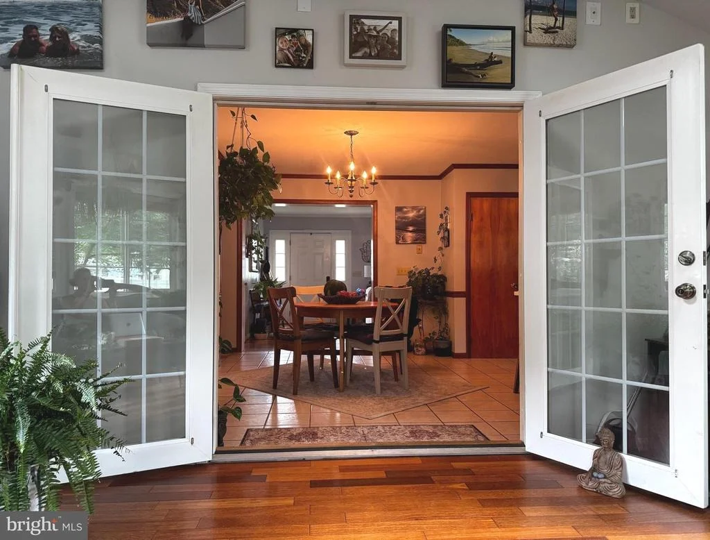 Photo of 19605 DOE DRIVE