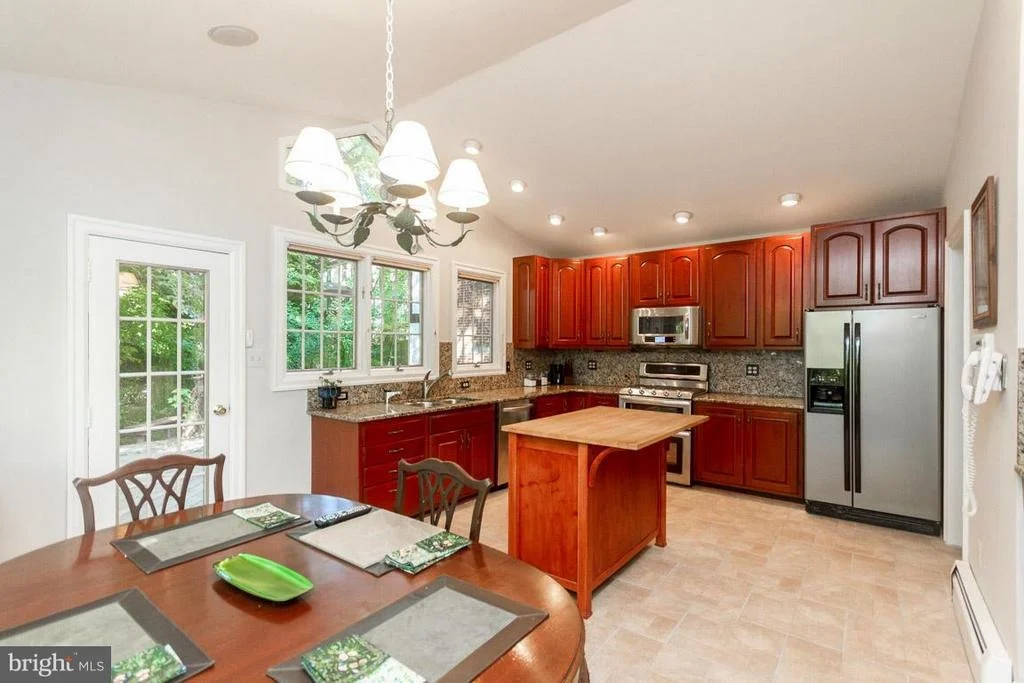 Photo of 6580 BRADDOCK ROAD