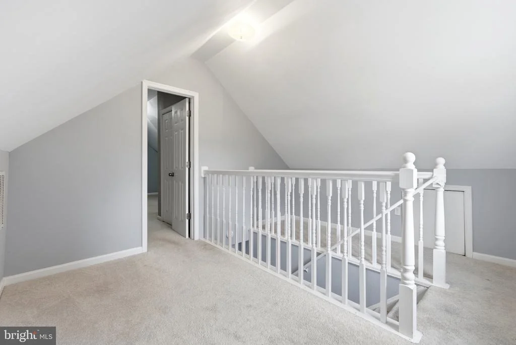 Photo of 6515 GATEWAY BOULEVARD