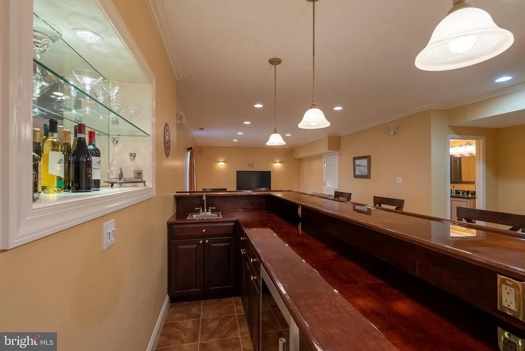 Photo of 10419 WHITE COURT