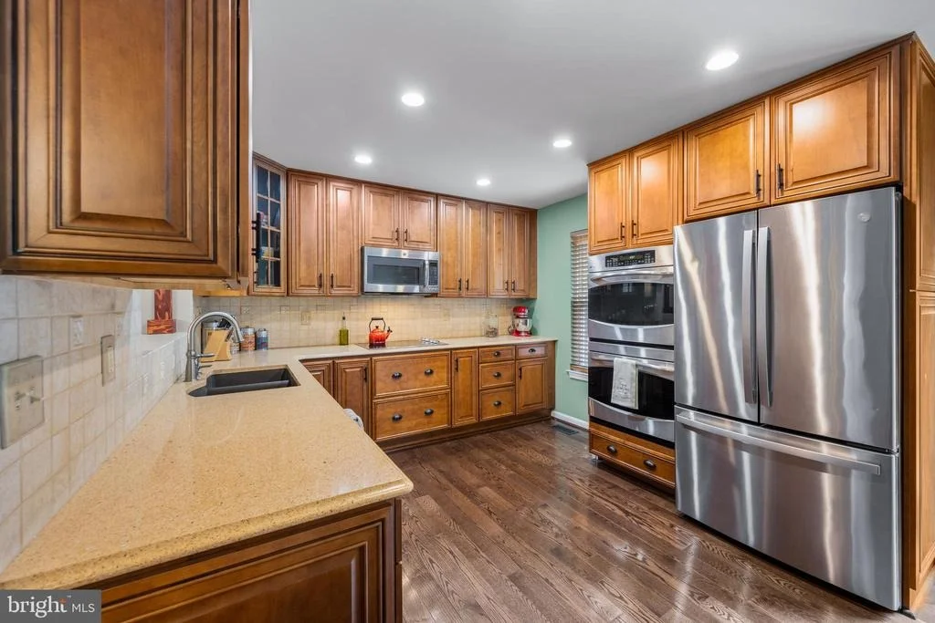 Photo of Unit 1129 at 1129 KELFIELD DRIVE