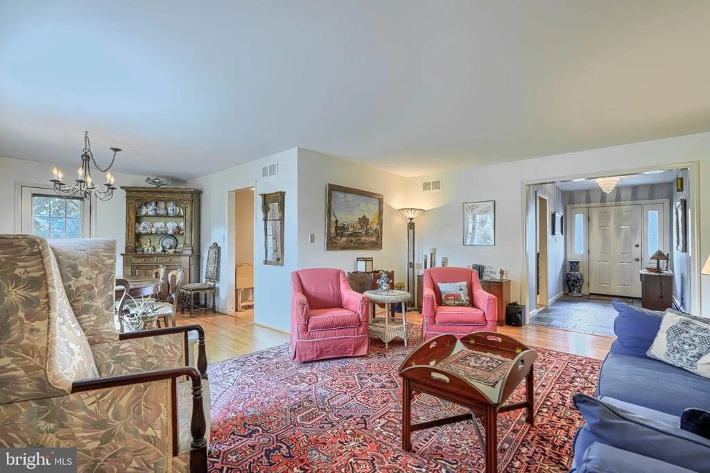 Photo of 16331 MARKOE