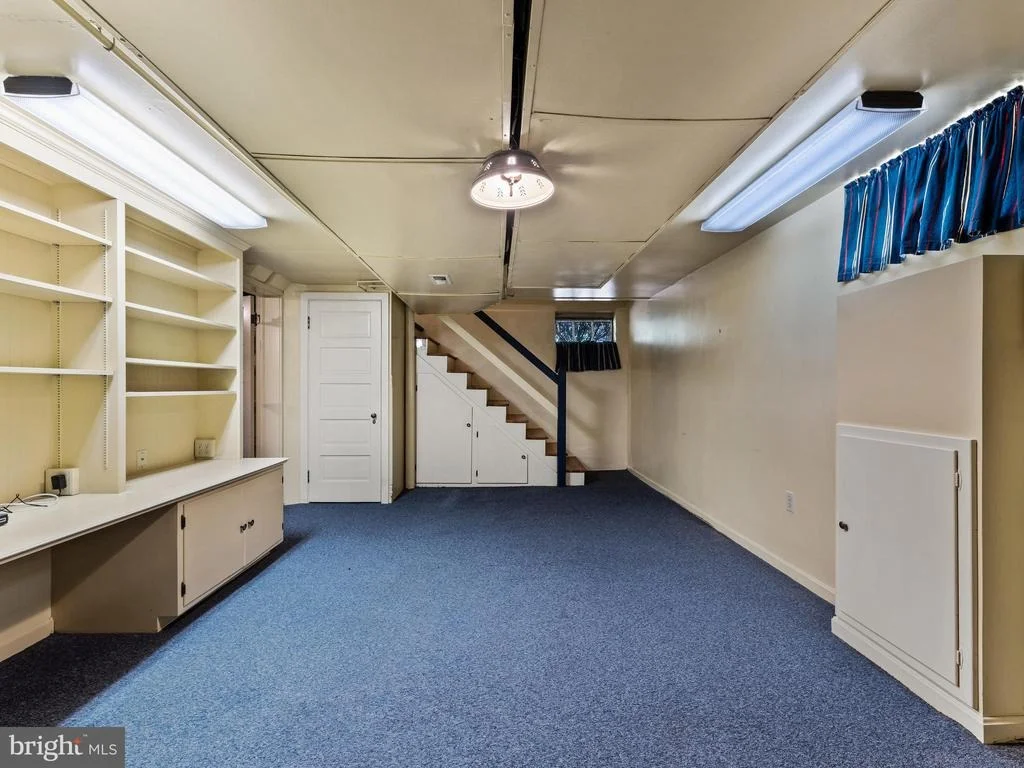 Photo of 195 UPPER COLLEGE TERRACE
