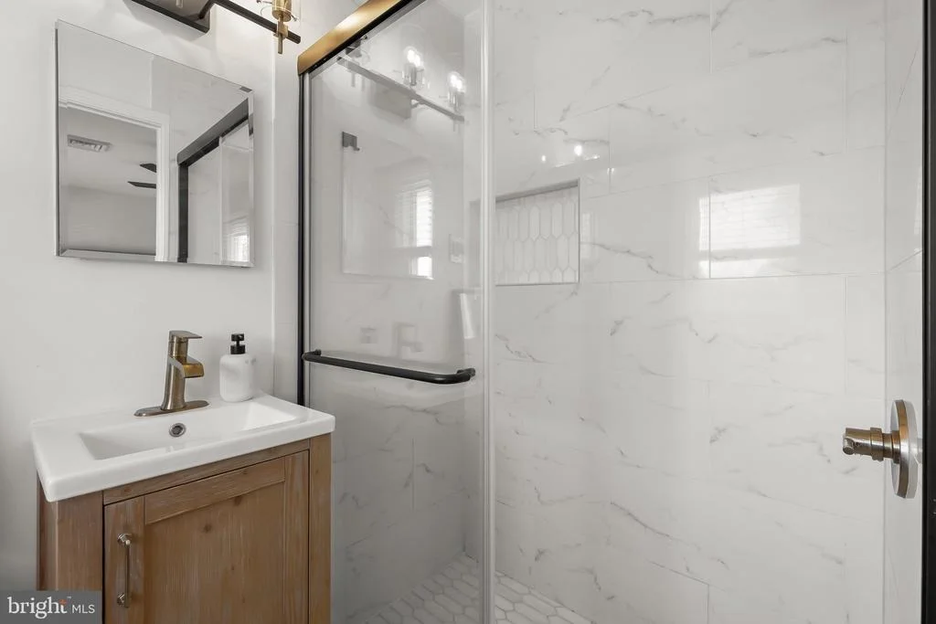 Photo of 906 SOUTHWICK DRIVE