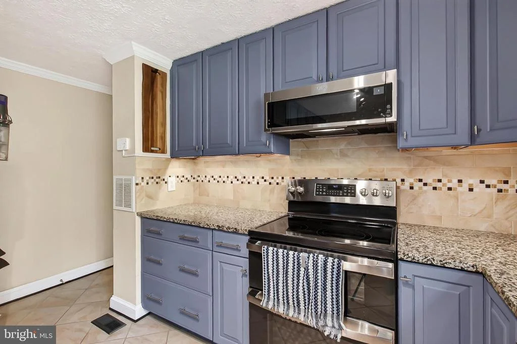 Photo of 1057 BURWICK DRIVE