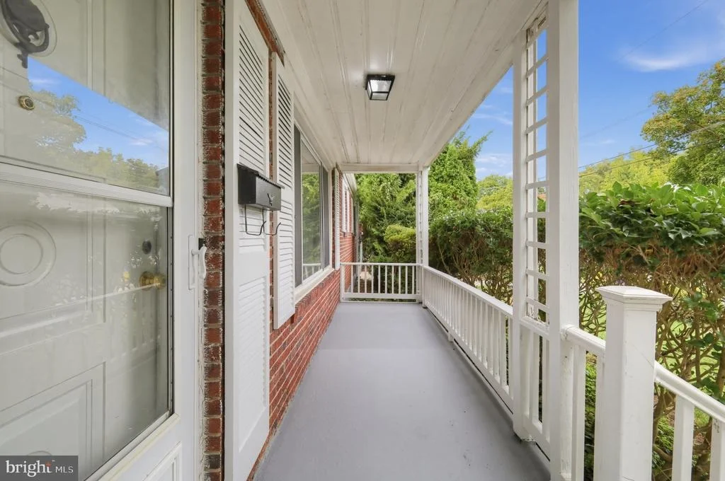 Photo of 2400 EUGENE STREET