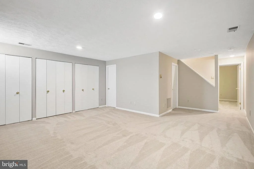 Photo of 6929 COLBURN DRIVE