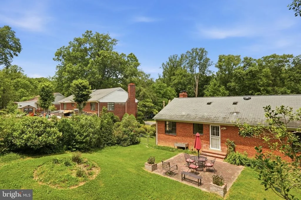 Photo of 7005 RALEIGH ROAD