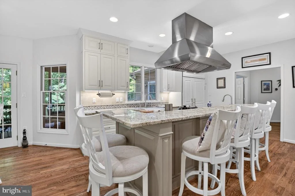 Photo of 1137 SUGARLOAF MOUNTAIN ROAD