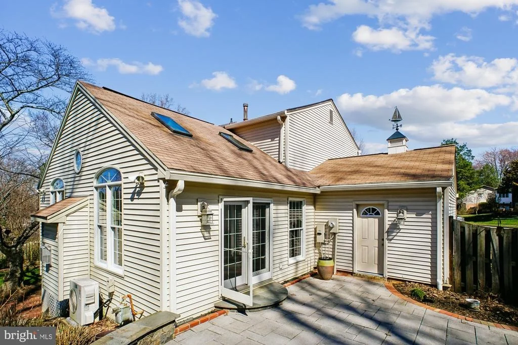 Photo of 2126 DOCKET LANE