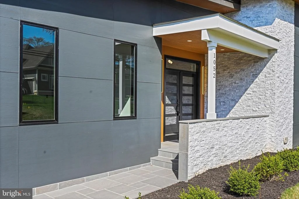 Photo of 1052 BALLS HILL ROAD