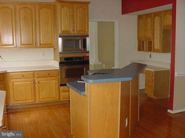 Photo of 10120 MAKELYS WAY