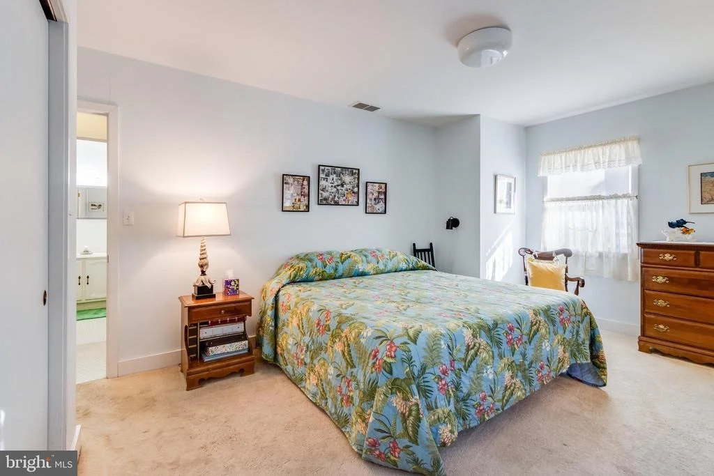 Photo of 28 DELAWARE AVENUE