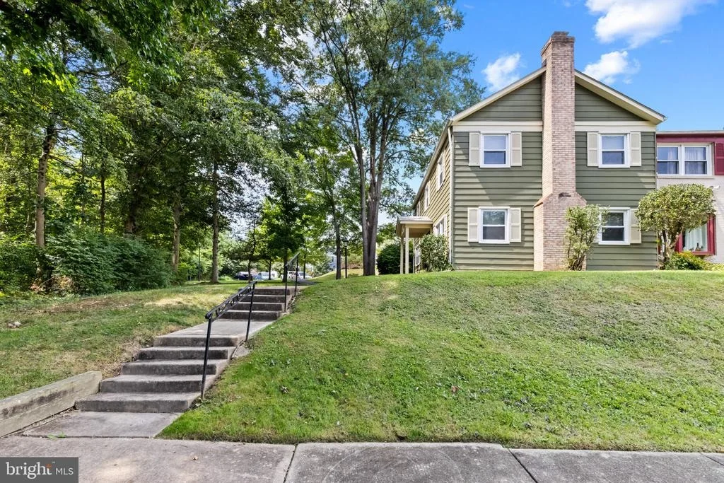 Photo of 12000 DOVE CIRCLE