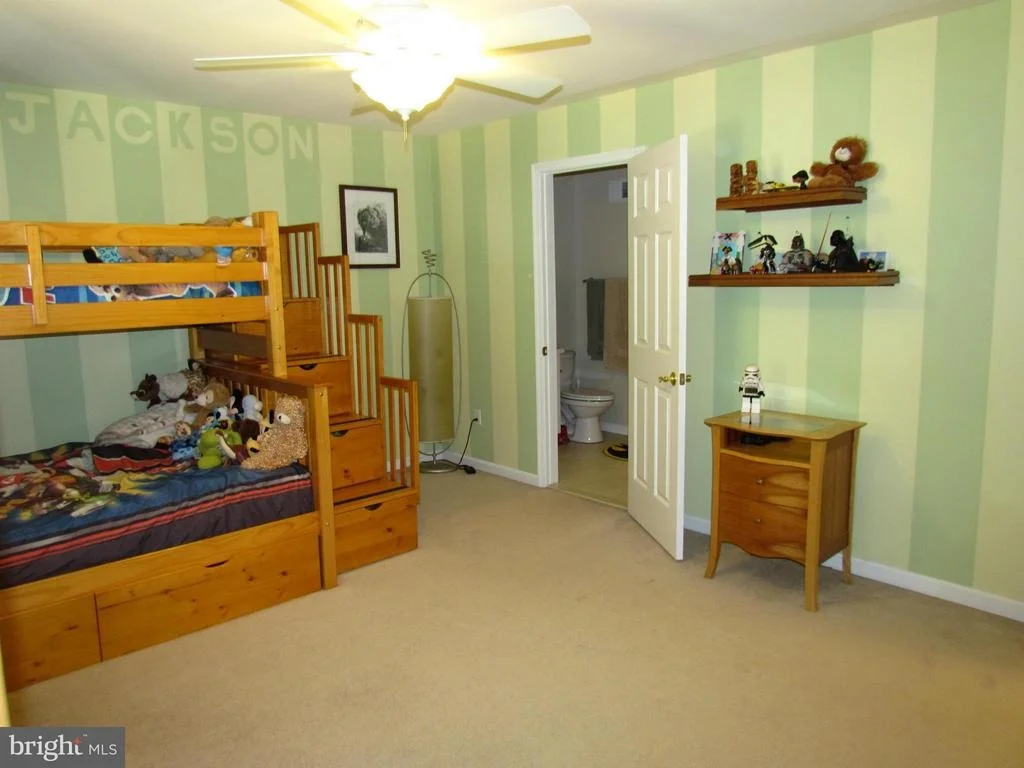 Photo of 1615 HILLTOP ROAD