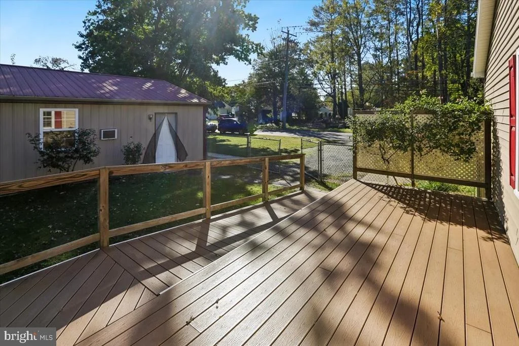 Photo of 103 HONEYSUCKLE DRIVE