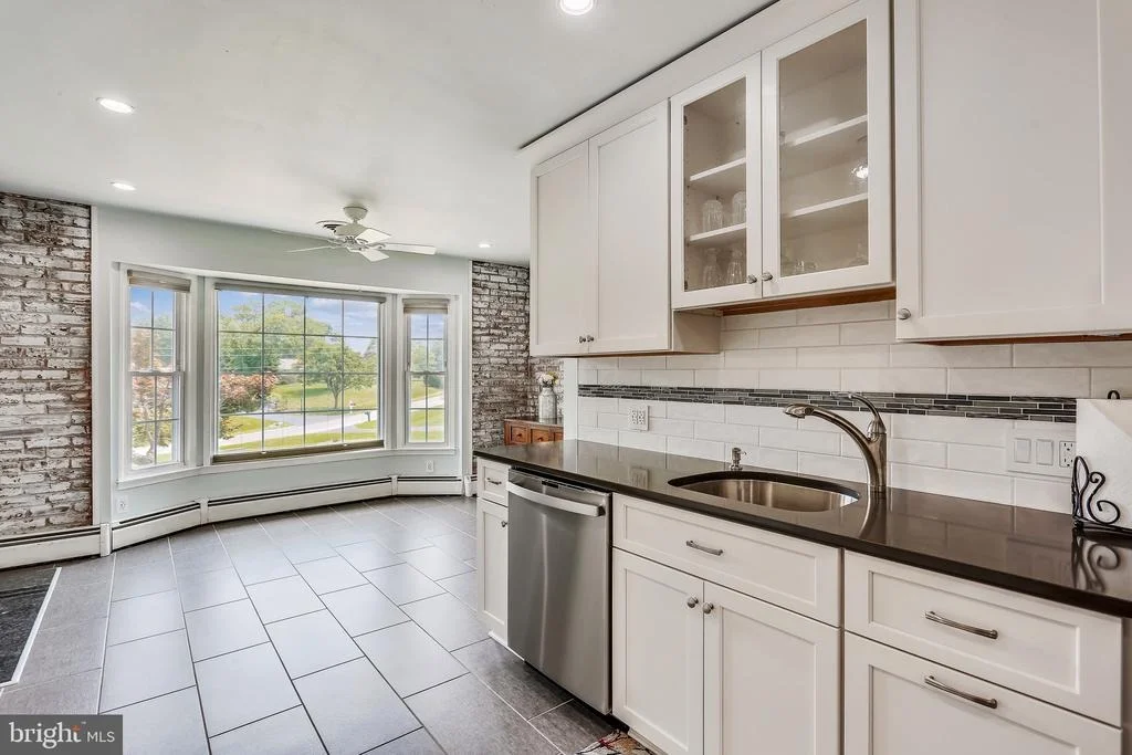 Photo of 24120 DOREEN DRIVE