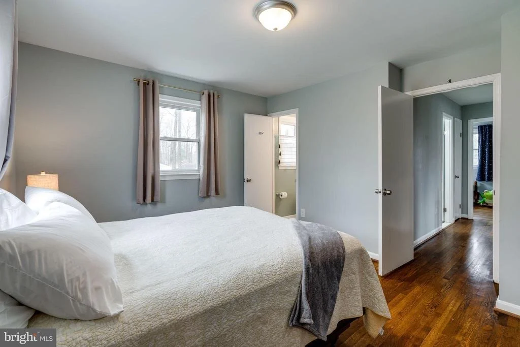 Photo of 6810 HUNTSMAN BOULEVARD