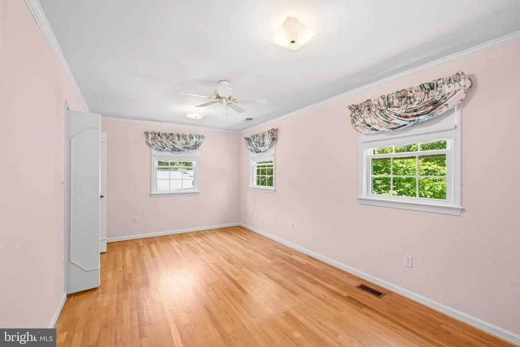 Photo of 6703 RED JACKET ROAD