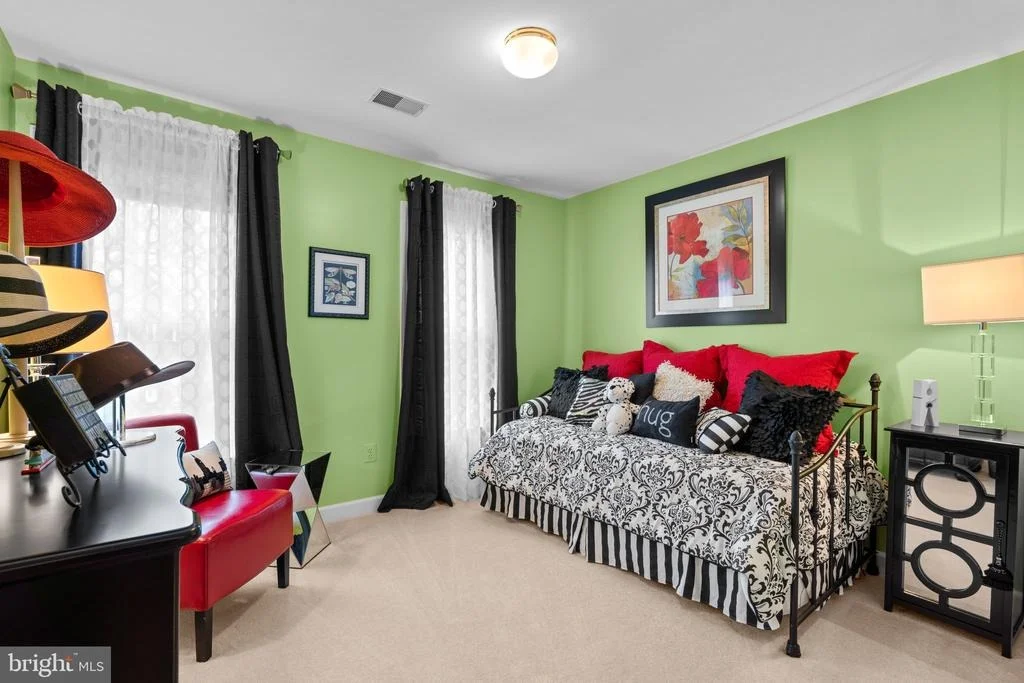 Photo of 17702 GLOBE THEATRE DRIVE