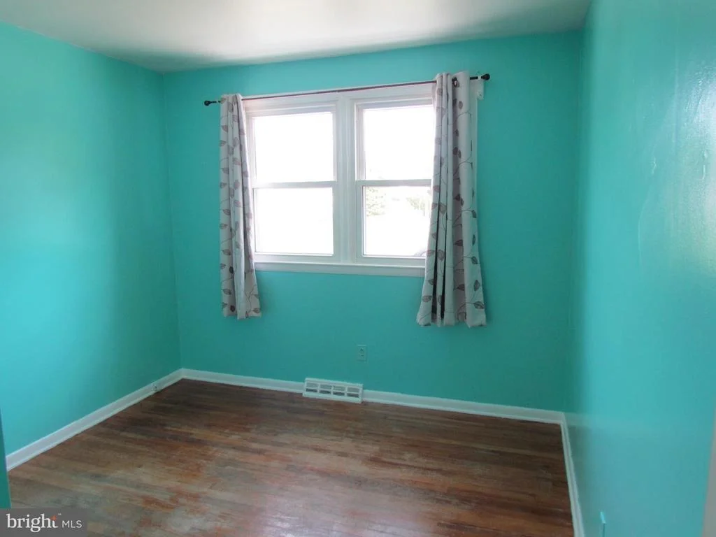 Photo of 1325 GARFIELD DRIVE