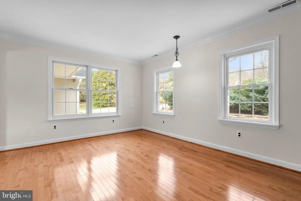 Photo of 3707 COOL CREST DRIVE