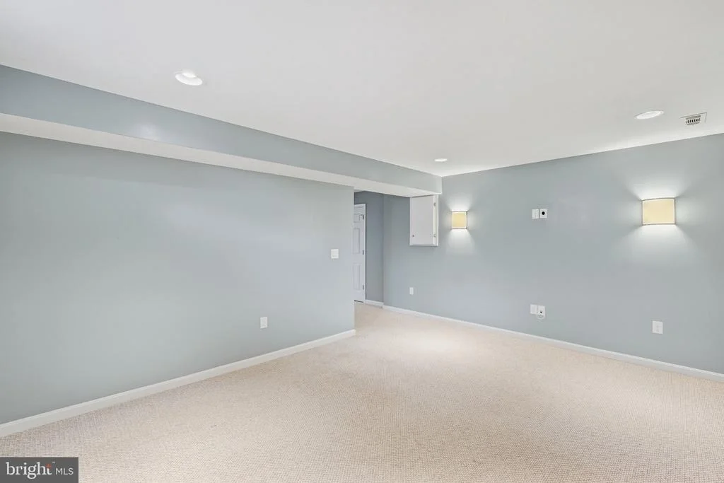 Photo of 18213 JILLIAN LANE