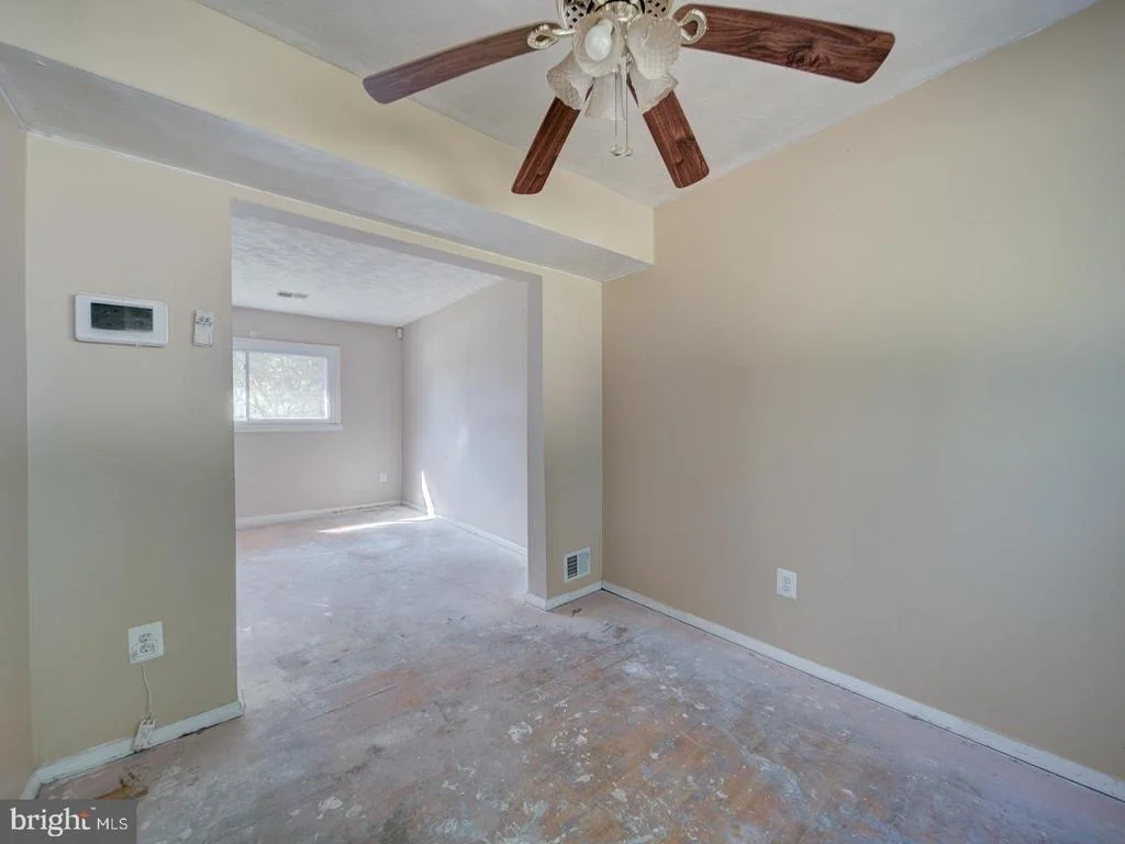 Photo of 9303 KIMBARK AVENUE