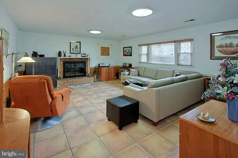 Photo of 1607 8TH PLACE
