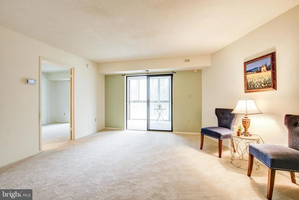 Photo of Unit 2326 at 15107 INTERLACHEN DRIVE