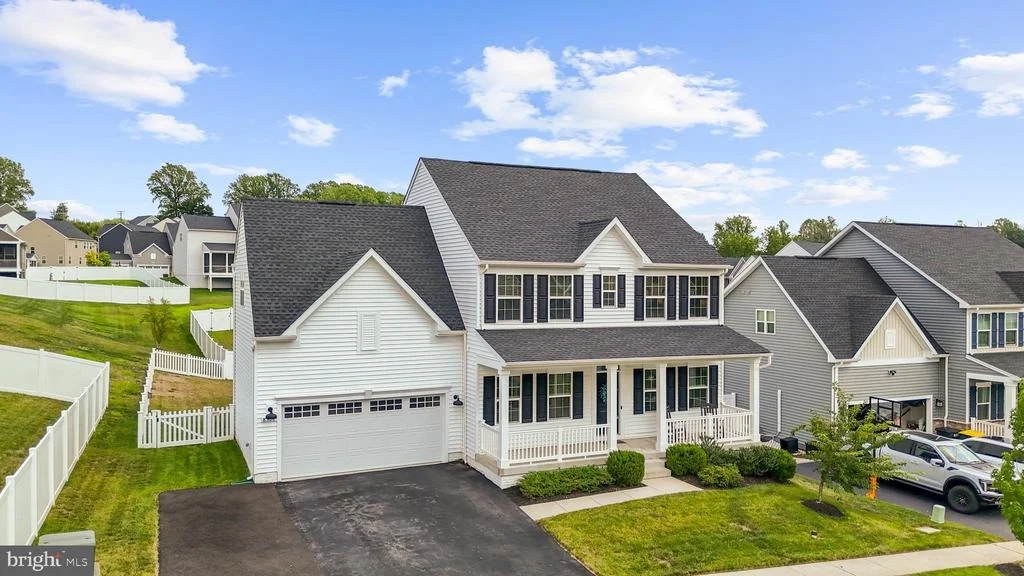 Photo of 8308 LEGACY CIRCLE
