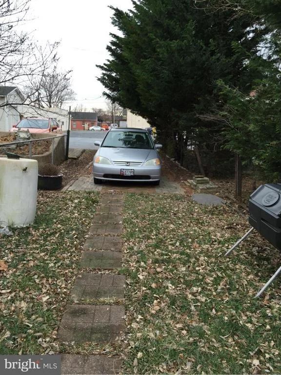 Photo of 306 3RD STREET E
