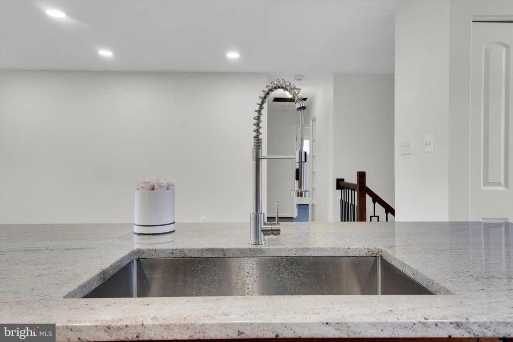 Photo of 4224 KINMOUNT ROAD