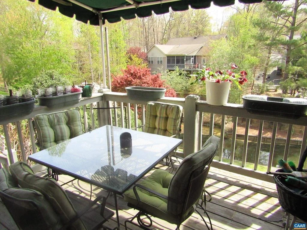 Photo of 798 JEFFERSON DR