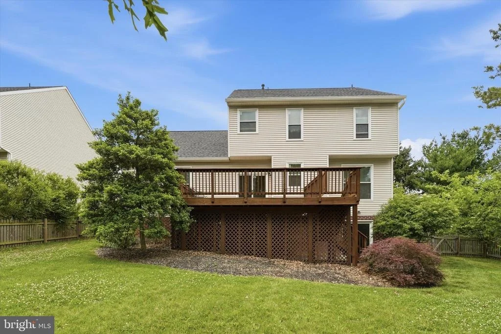 Photo of 2402 SHAKER LANE