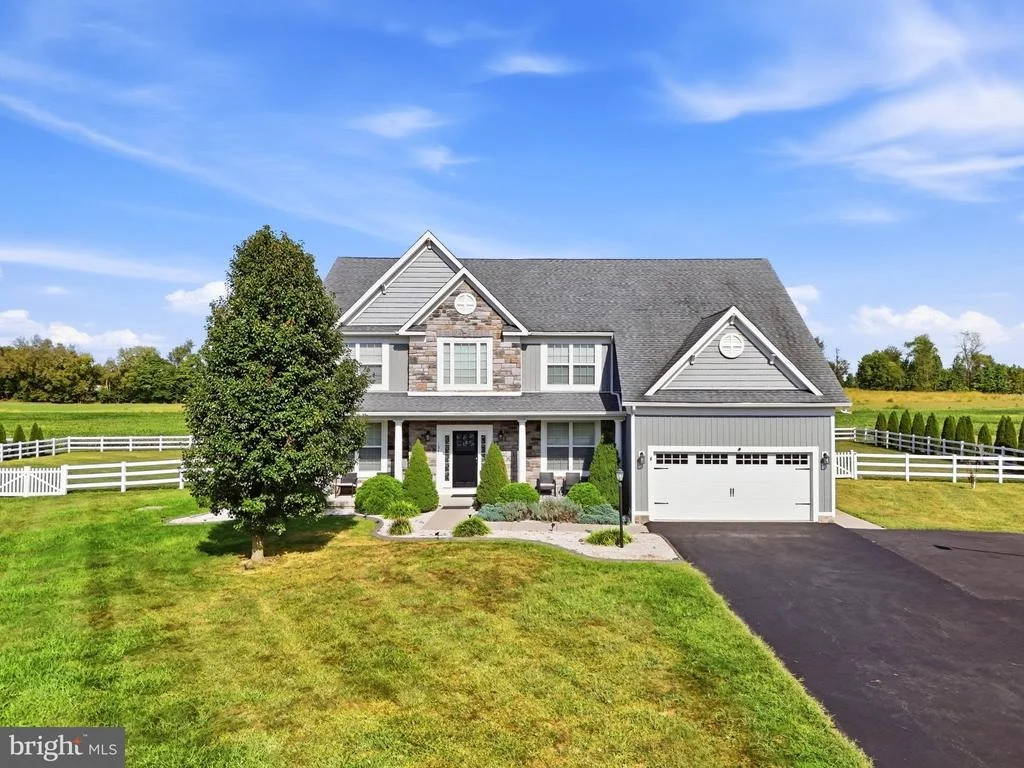 Photo of 194 STATICE DRIVE
