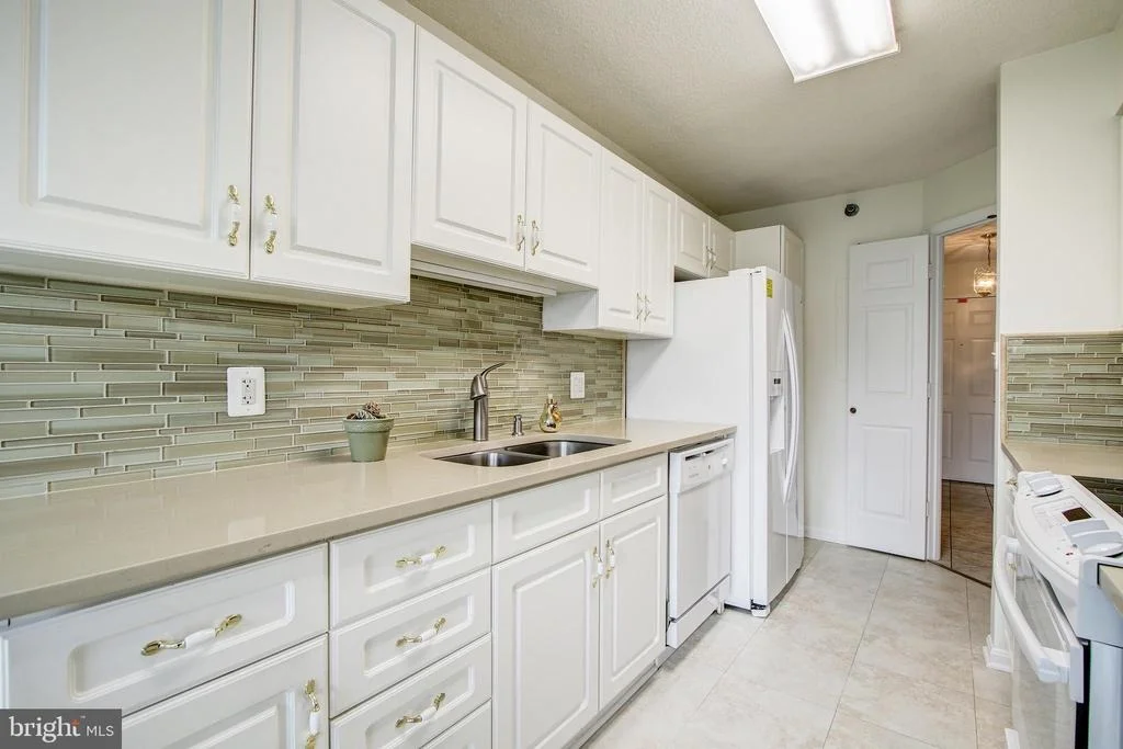 Photo of Unit 403 at 14809 PENNFIELD CIRCLE