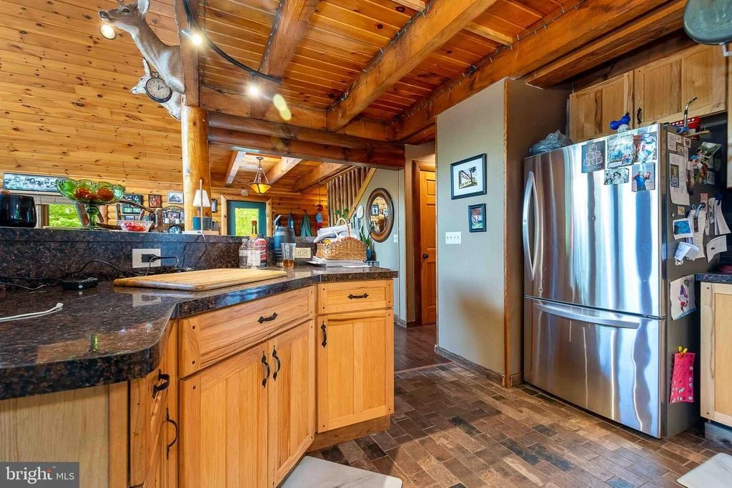 Photo of 995 BETTS LANE