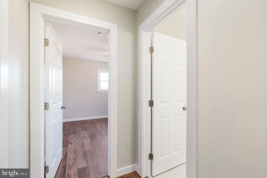 Photo of 1546 RIDGELY DRIVE
