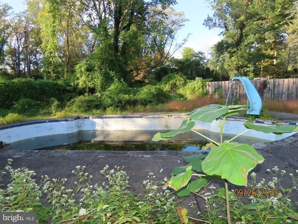 Photo of 1710 TWINING ROAD