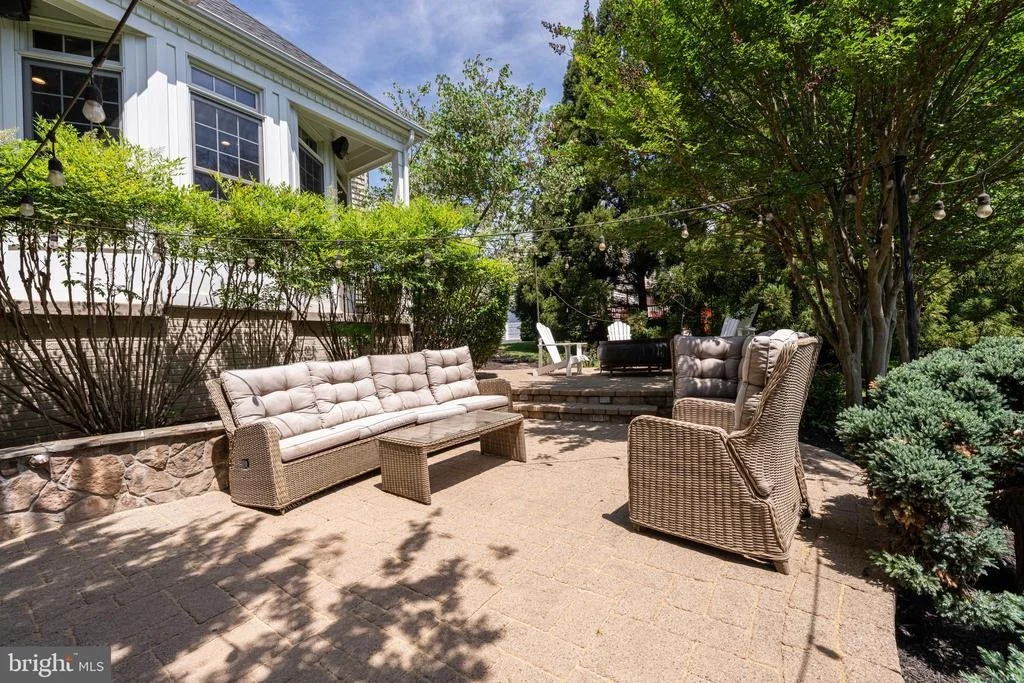 Photo of 24165 SPRING MEADOW CIRCLE