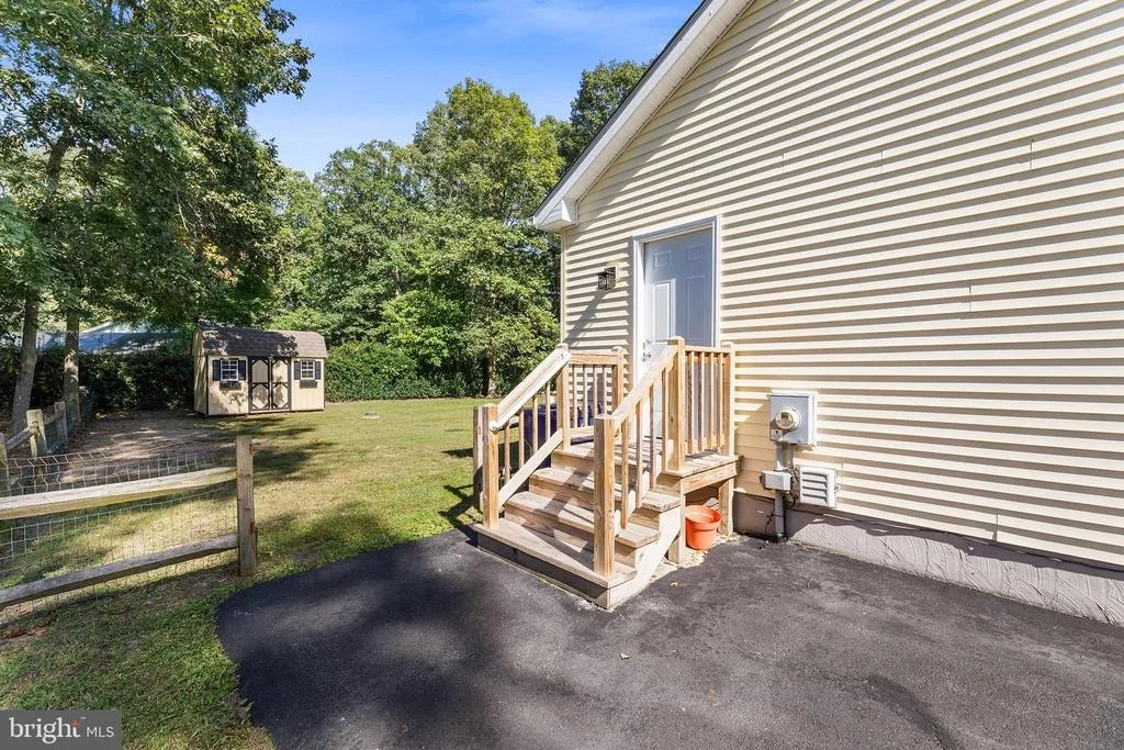 Photo of 33661 FEATHER LANE