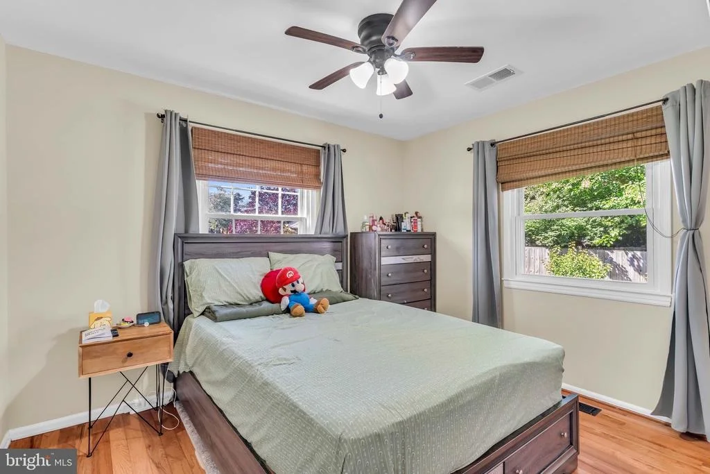 Photo of 101 W BEECH ROAD