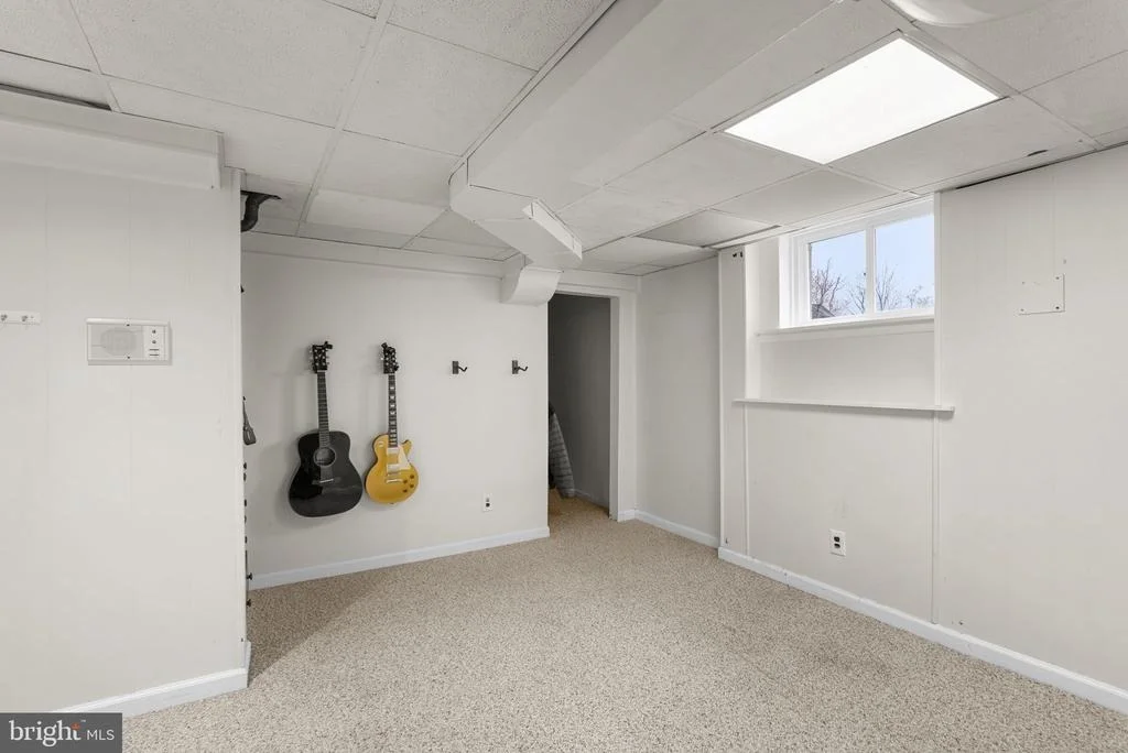 Photo of 16510 BATCHELLORS FOREST ROAD