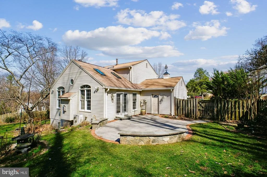 Photo of 2126 DOCKET LANE