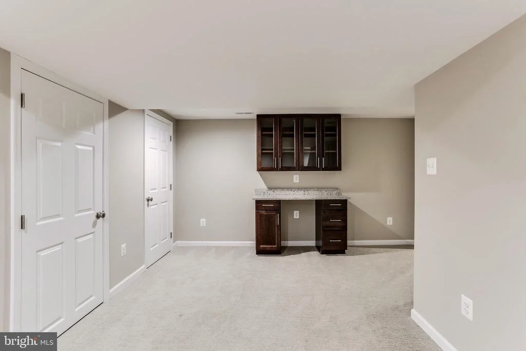 Photo of 6908 NEWBERRY DRIVE