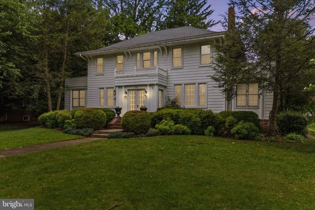 Photo of 3706 MENLO DRIVE